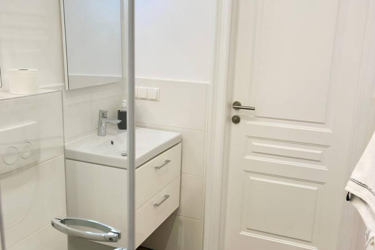 Cozy And Stylish Flat Close To Schoenbrunn Palace Appartamento Vienna