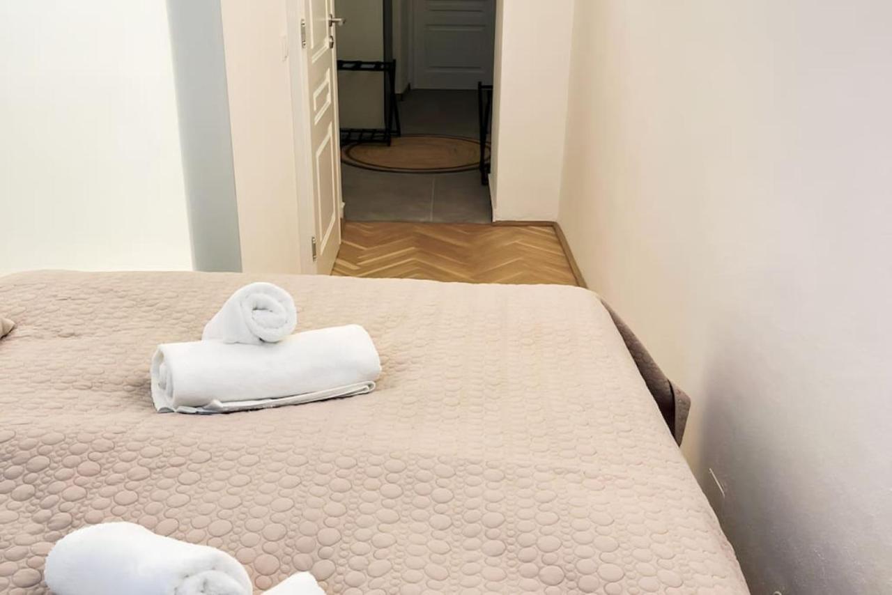 Cozy And Stylish Flat Close To Schoenbrunn Palace Vienna